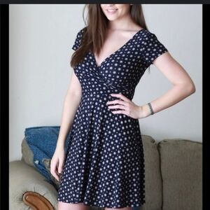 Kaileigh Azaria Knit Dress Navy Blue Polka Dot Dress Sz L COCKAIL TRAVEL SUMMER